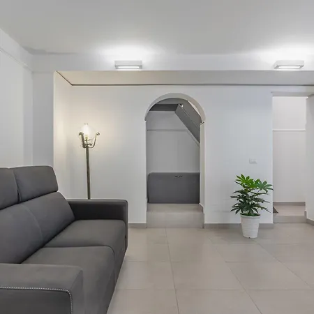 Apartment Parco Falcone Borsellino Modern