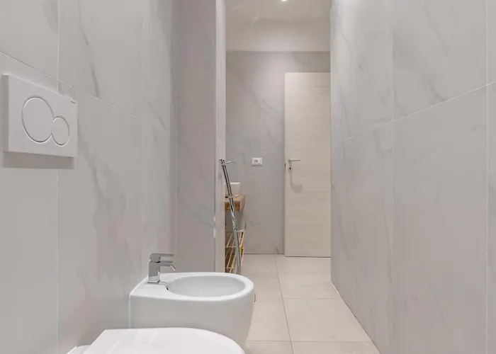 Guesthost - Parco Falcone Borsellino Modern Flat