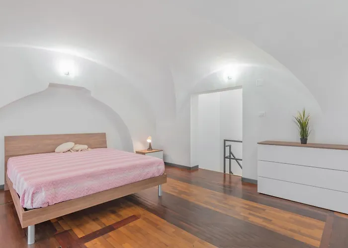 Guesthost - Parco Falcone Borsellino Modern Flat Appartement